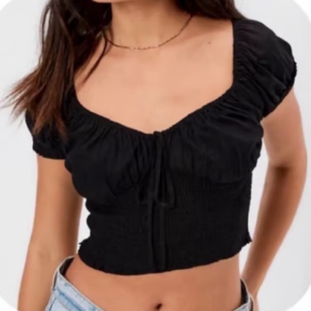 American Eagle Black Puff Sleeve Crop Top Size Small EUC